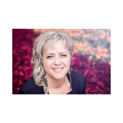 <em>Maria </em>José<em> P.</em>